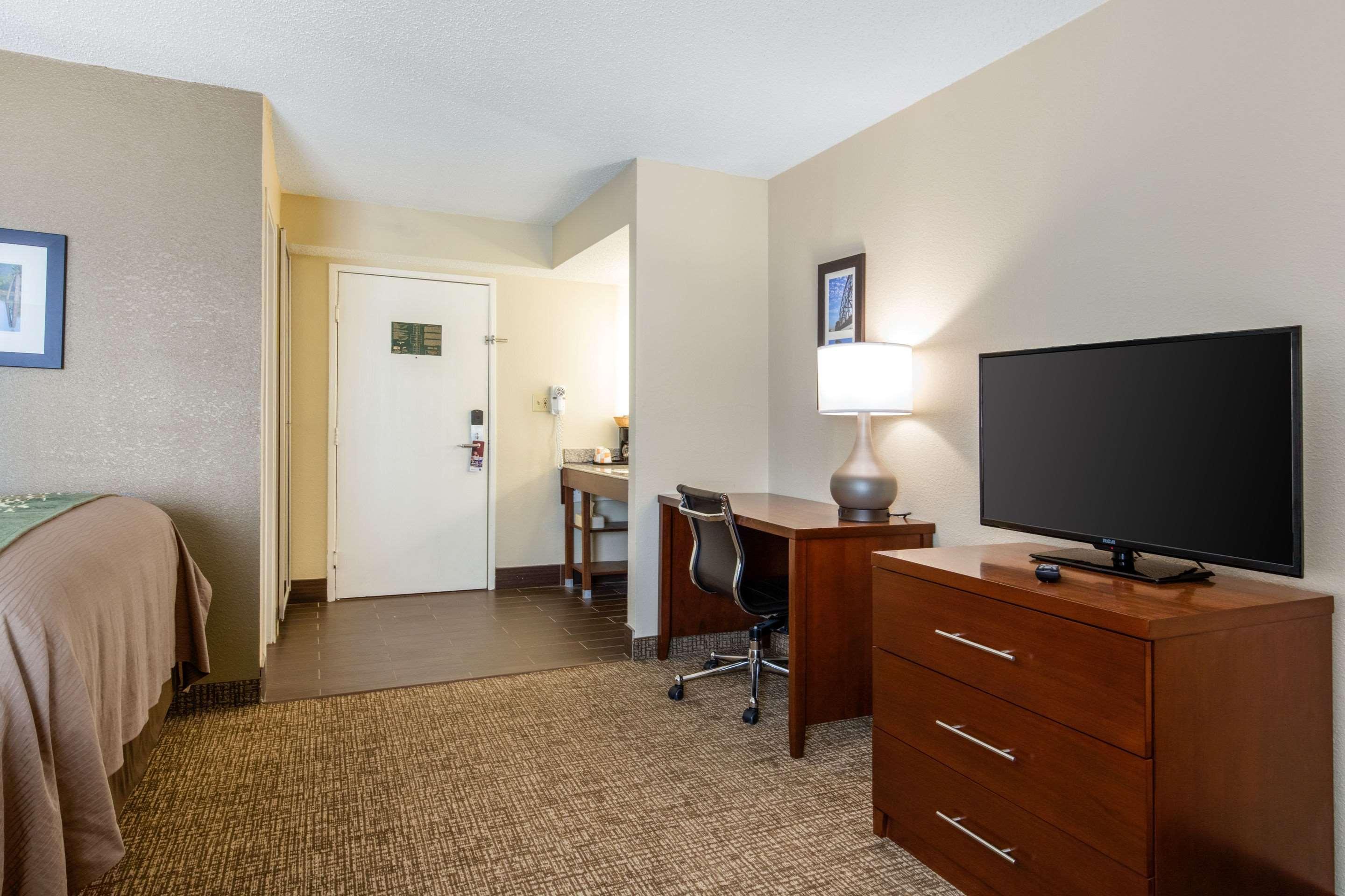 Comfort Inn & Suites Airport Little Rock Esterno foto