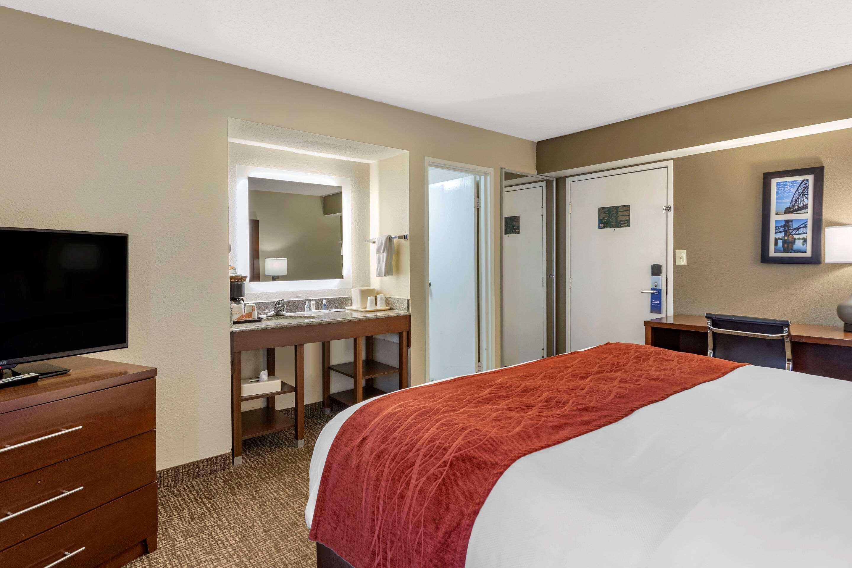 Comfort Inn & Suites Airport Little Rock Esterno foto