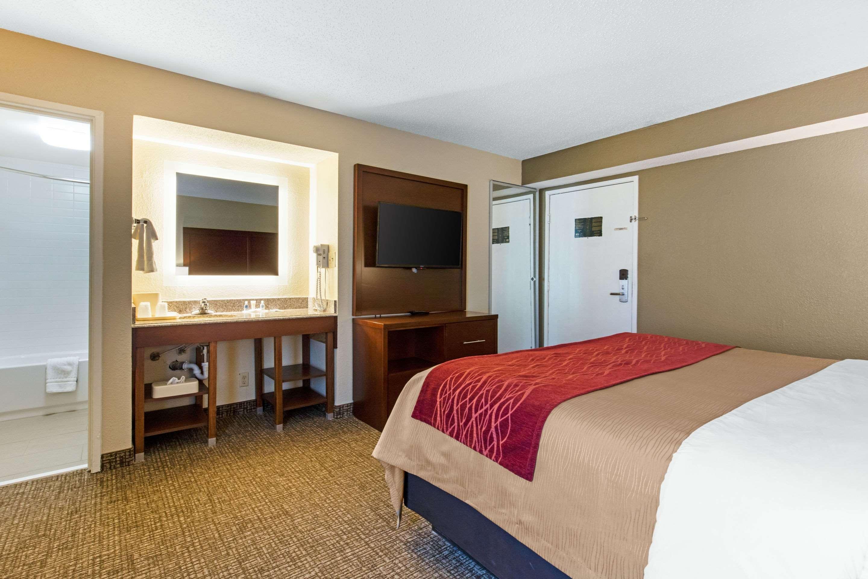 Comfort Inn & Suites Airport Little Rock Esterno foto